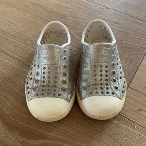 Toddler Jefferson Bling Native shoes size 7
